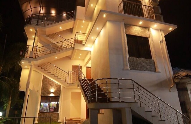 Diamond Residency