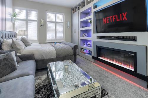 Diamond Studio Luxury Flat for 3 - Super Fast WiFi