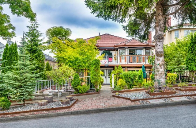 Diana's Luxury Bed and Breakfast