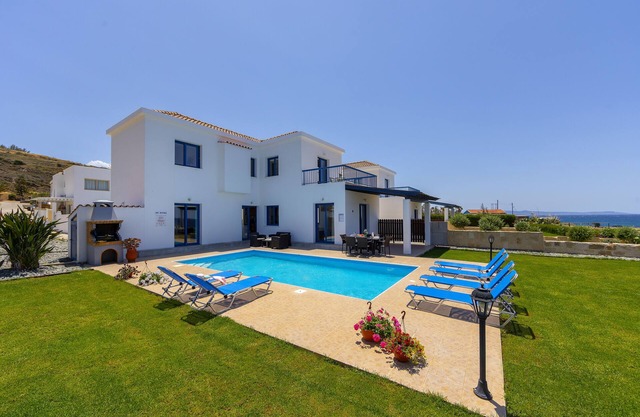 Diana Seaside Villas