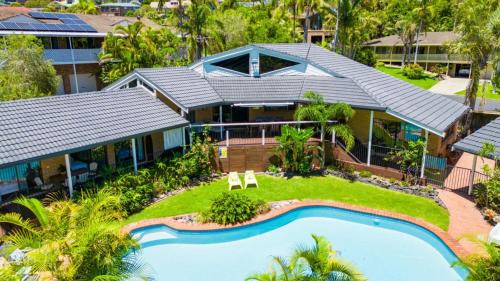 Diggers Beach Surf House - Pool, Surf Beach, Pets, Sleeps 10