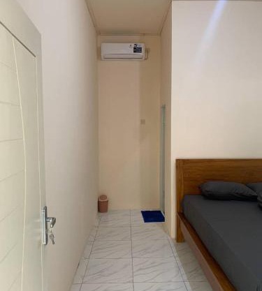 Dikky Guest House near Bangsal and Sira