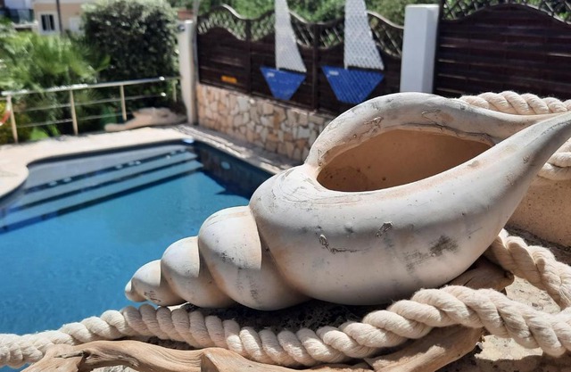 Dimitra's Sea-Crafts Boutique Studios