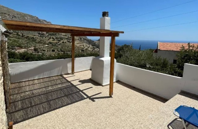 Dimitrios house