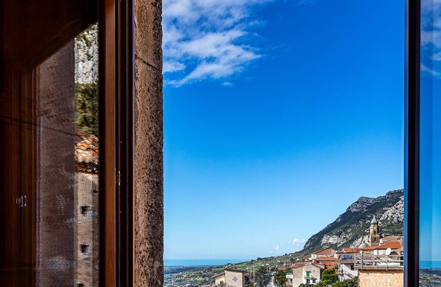 Dimora del Duca Luxury apartment- minutes from Paestum and wonderful beaches