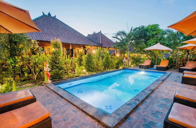 Dinatah Lembongan Villas