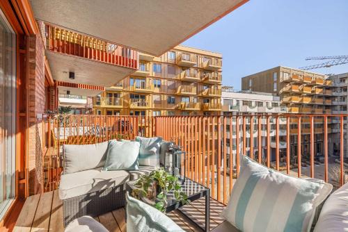 DINBNB Apartments l Luxury I Two Balconies I New Build I Pets Welcome