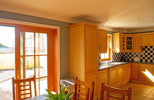 Dingle Town Holiday Home