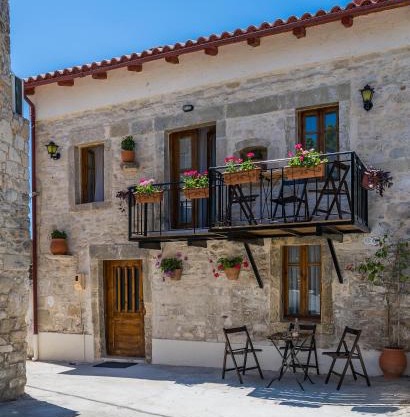 Diogenis House