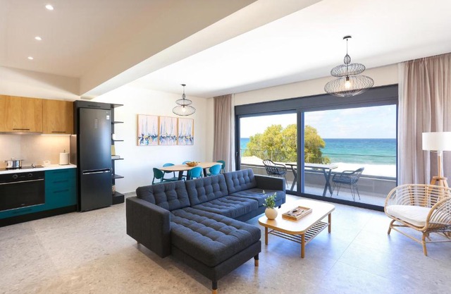 Dione Seaside Apartments