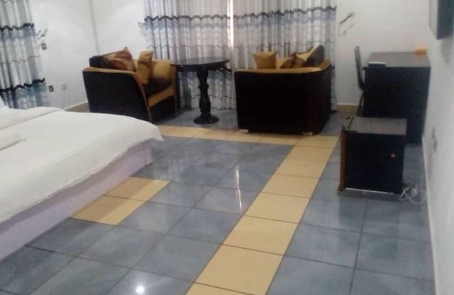 Diplomatic Suites