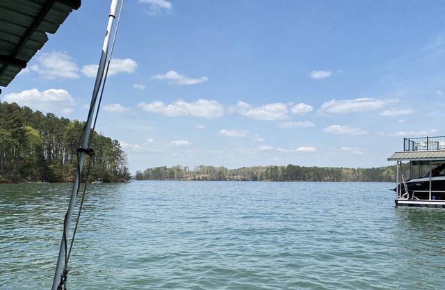 Direct Lakefront House w/Awesome Views