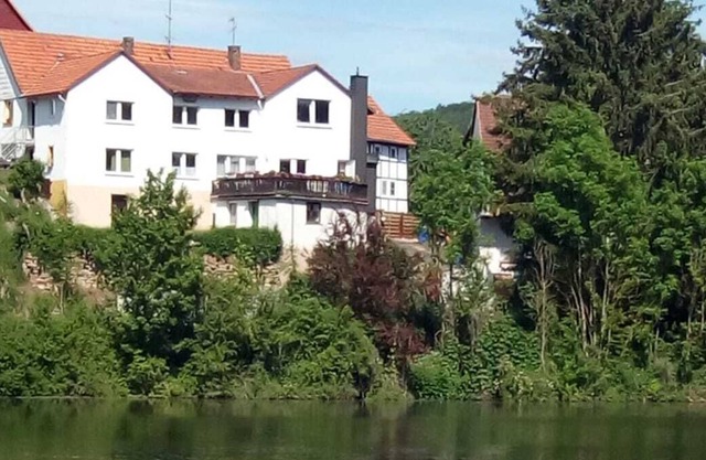 Directly on the lake, apartment with 2 separate bedrooms