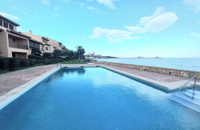 desconecta con fabulosas vistas al mar, ideal para familias