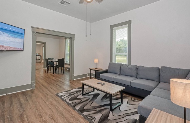 Discounted Stays! 4 Bd, 2Bt | Wifi | Texas City Dike