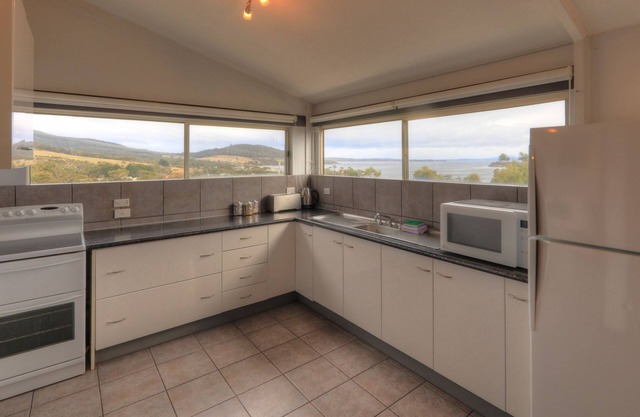 Discover Bruny Island Holiday Accommodation