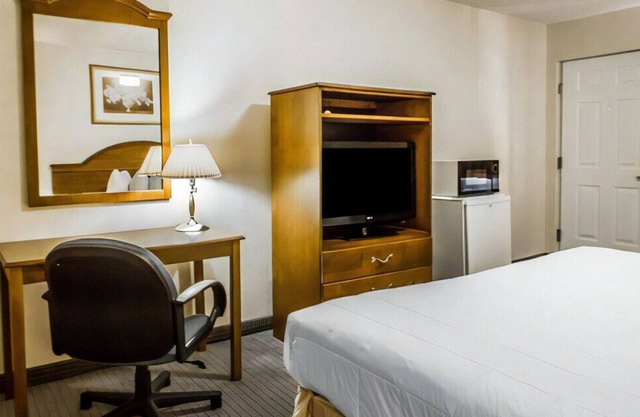 Discover Perfect Escape! Free Breakfast & WiFi