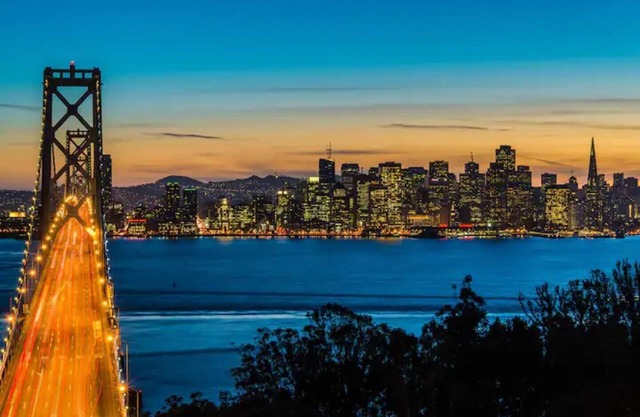 Discover this charming residence nestled in the heart of Oakland, CA