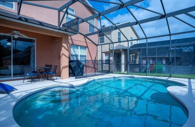 Casa con Piscina + Pet Fee Gratis | Cerca Disney