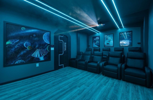 Disneyland Oasis: Heated Pool, Arcade, theater +