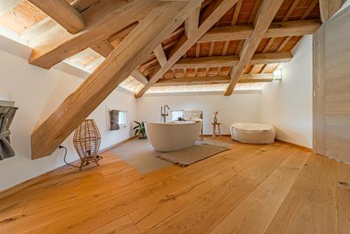 Divigna Hospitality - Luxury Suite Home