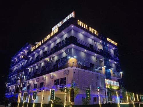 Divya Hotel & Restaurant