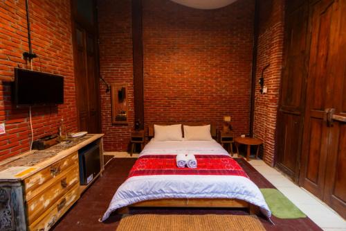 Djawata Resort & Gallery near Desa Wisata Kasongan Yogyakarta RedPartner