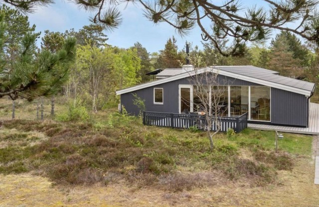 "Djuna" - 200m from the sea by Interhome
