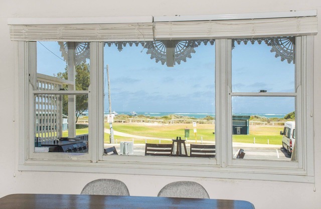 Doc's Cottage - Vistas al mar