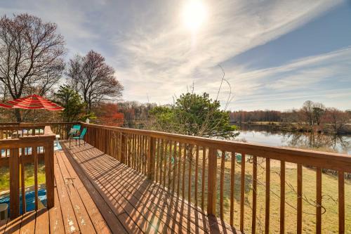 Dock and Fire Pit Lakefront Poconos Retreat!