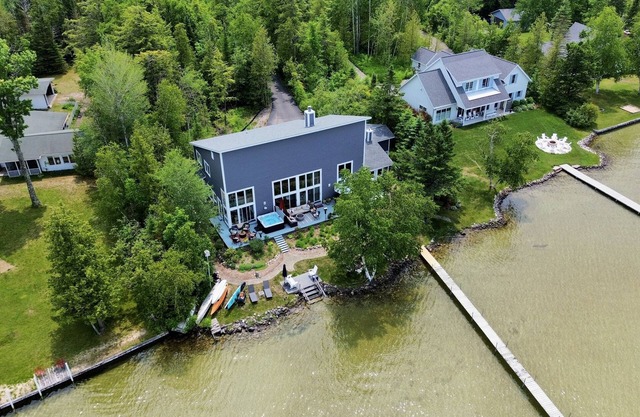Dock your boat directly on Lake Leelanau! Hot tub included. August dates open