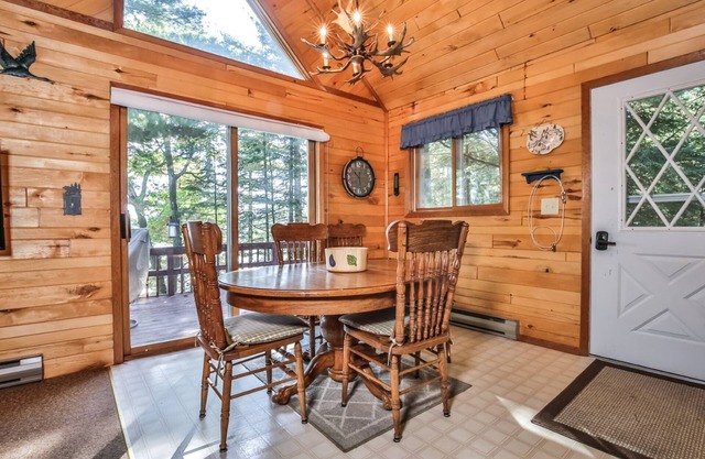 ��Nuevo listado! 6 acres en el lago Little Saint Germain en Northwoods de Wisconsin