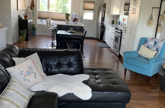 Dog friendly home that is perfectly situated between the mountains and the city.