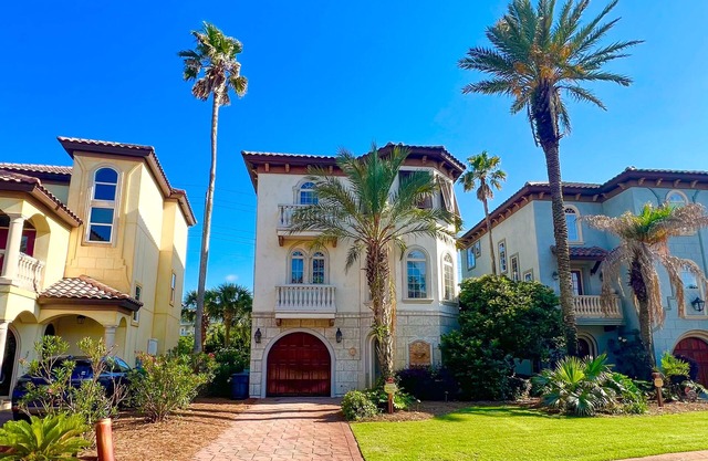 Dog-friendly home with pool, balcony & ocean views - walk to the beach