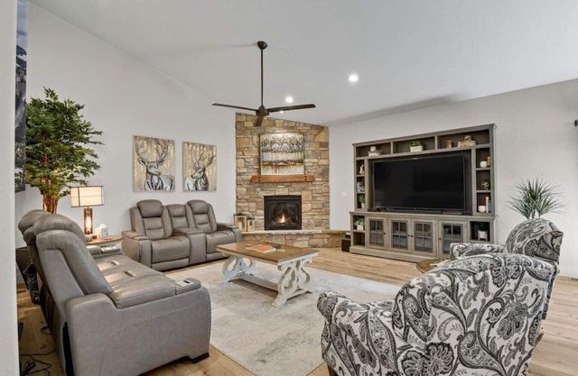 Dog friendly, Hot tub, Family FUN Game room