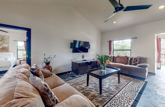 Dog-friendly, off-grid sanctuary with a pool & lovely views in a great location