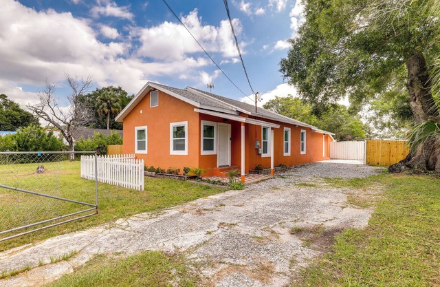 Dog-Friendly Tampa Vacation Rental w/ Fenced Yard!