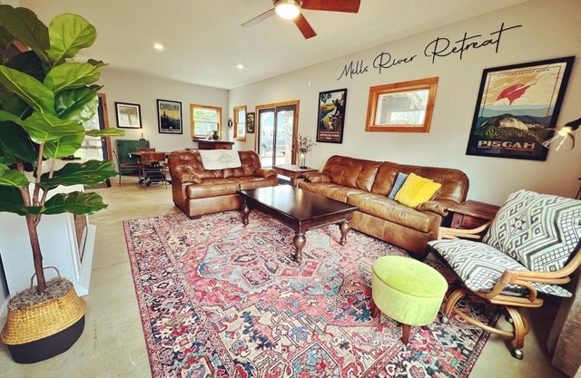 Dog Friendly🐶Close to Sierra Nevada/Biltmore, Between Asheville, Hville, Brevard