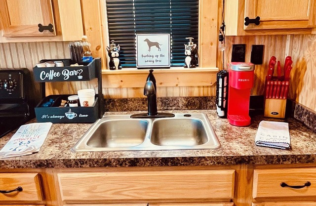 Pet Friendly Cabin Provides Onsite Doggy Daycare