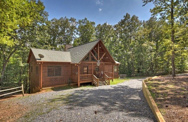 Dogwood Retreat - GREAT FAMILY RETREAT TIME IN THE NORTH GEORGIA MOUNTAINS OF BLUE RIDGE