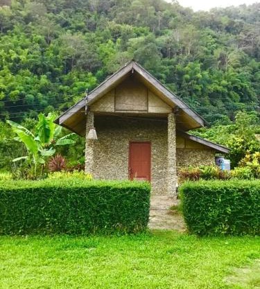 DoiLom Elephant Farmstay