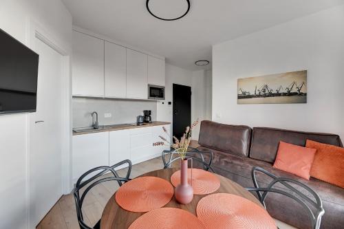 DOKI Living & Foodhall Apartament z widokiem na Marinę Cesarską