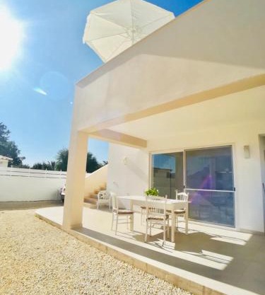 DolceVitaSuites - Modern 3 Bdr Villa in S. Lorenzo