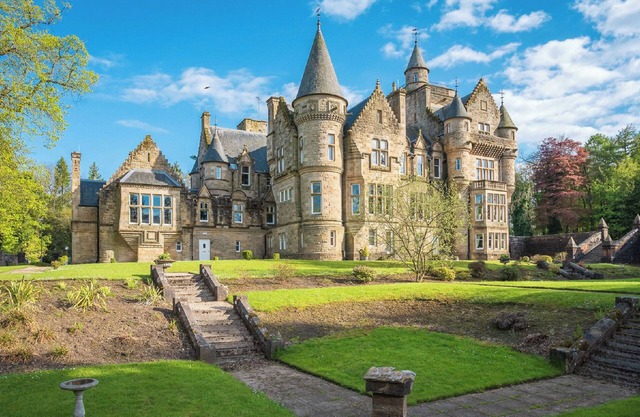 DOLLARBEG CASTLE - The Tower - Luxury Apartment