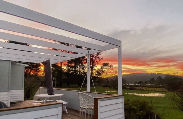 Dolly’s Lyonville : a country escape with modern comfort & casual vibes
