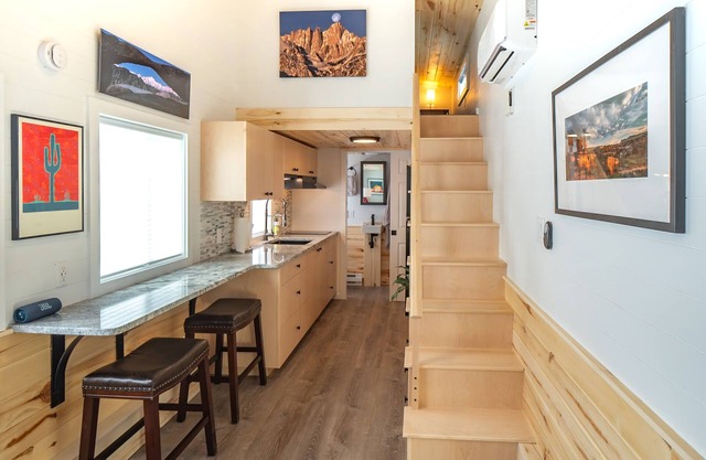 Dolores River Valley Luxury Tiny Home, Scenic Serenity