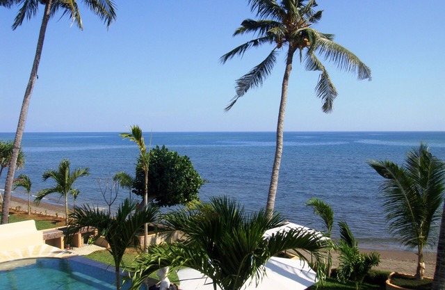 Dolphin Beach Bali