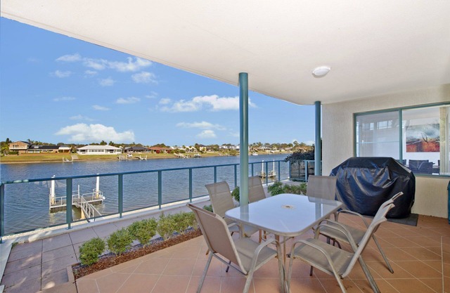 Delfines 2, 7 Commodore Crescent,