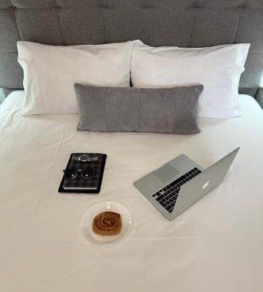 Dom Suites