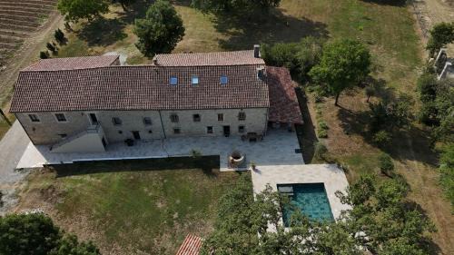Domaine D'Issac